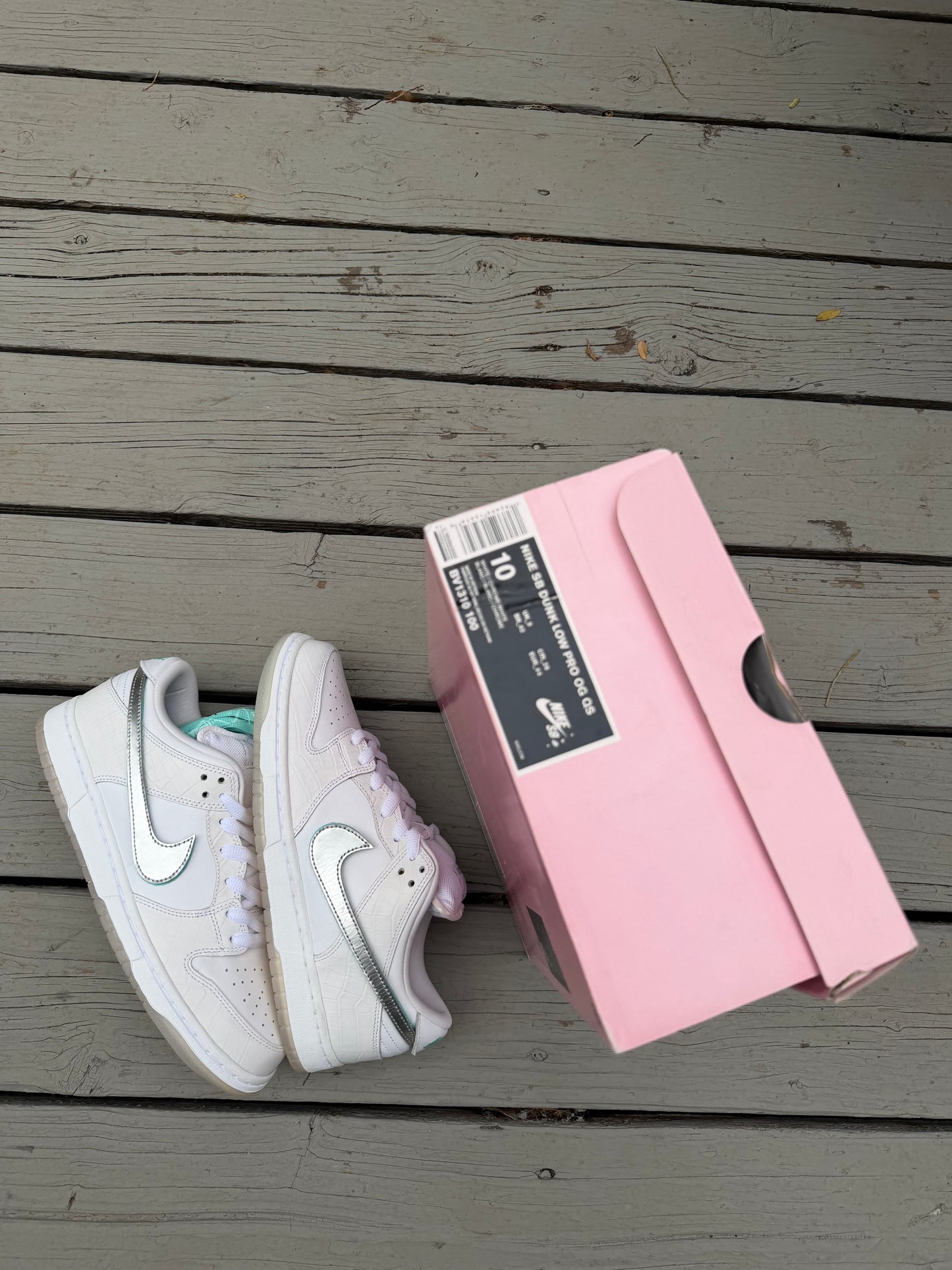 Size 10 - Diamond Supply Co. x Nike SB Dunk Low Pro White Diamond