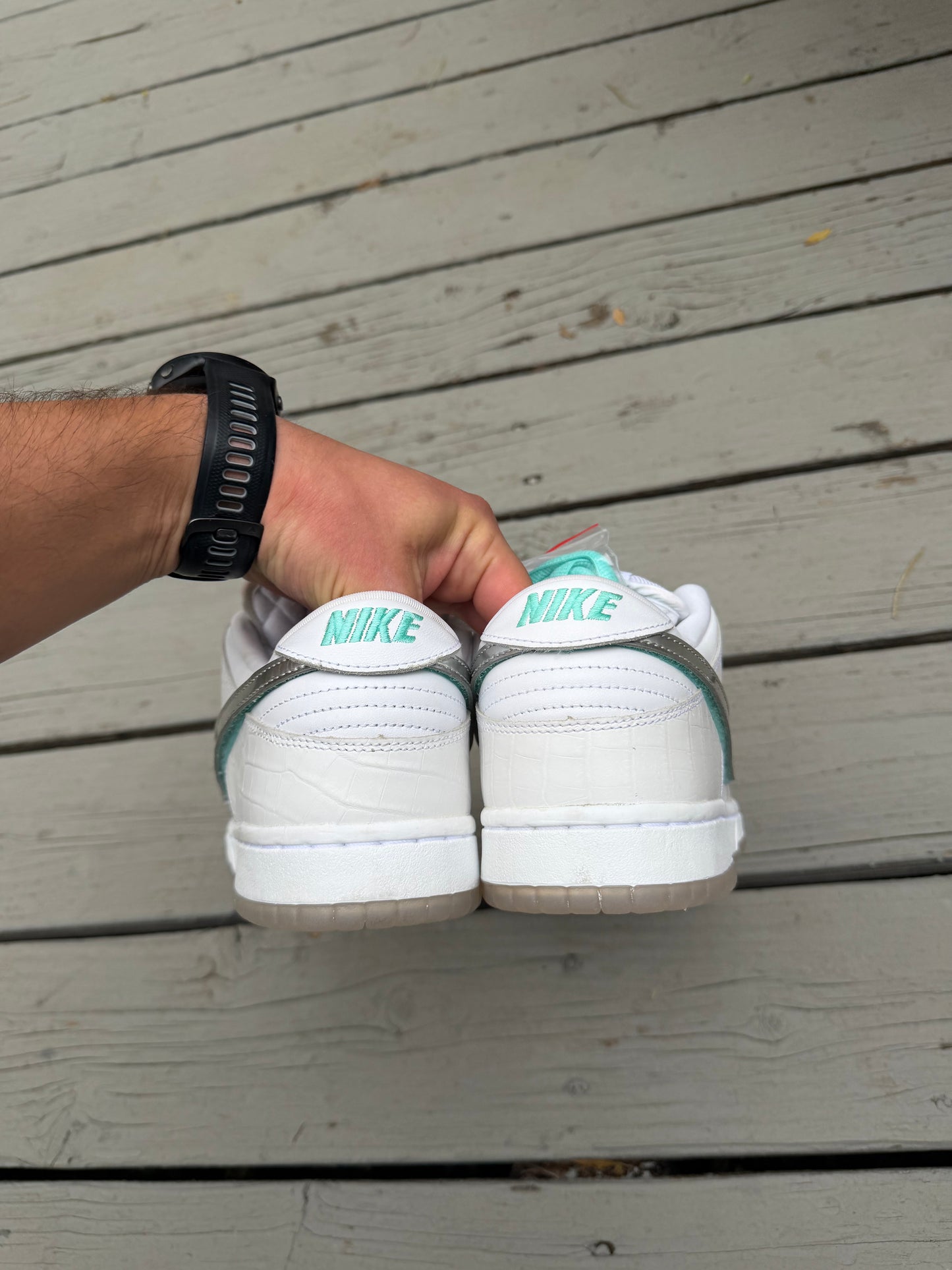 Size 10 - Diamond Supply Co. x Nike SB Dunk Low Pro White Diamond