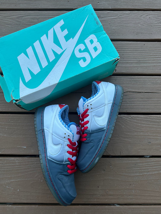 Size 9.5 - Nike Dunk Low Premium SB Dorothy