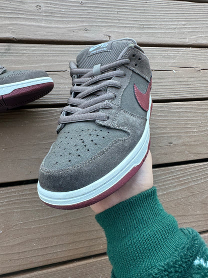 Size 9 - Nike Dunk Low Pro SB Ironstone