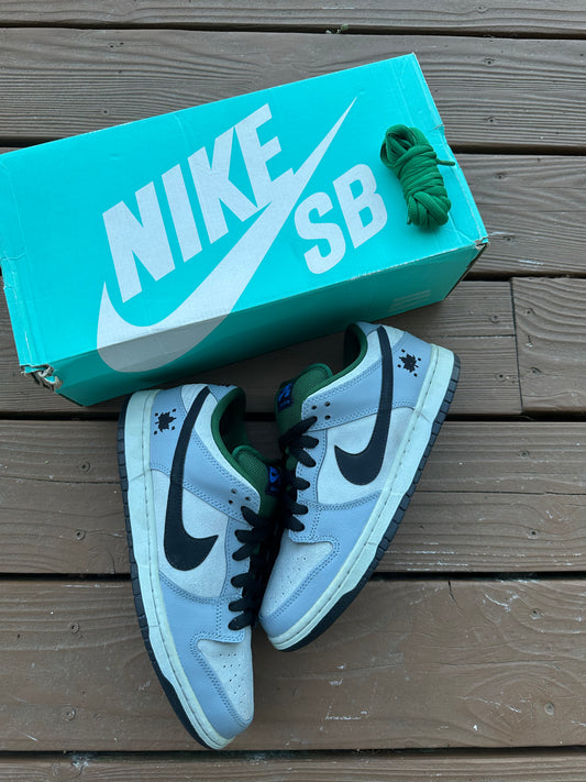 Size 8.5 - Nike Dunk Low Premium SB Maple Leaf
