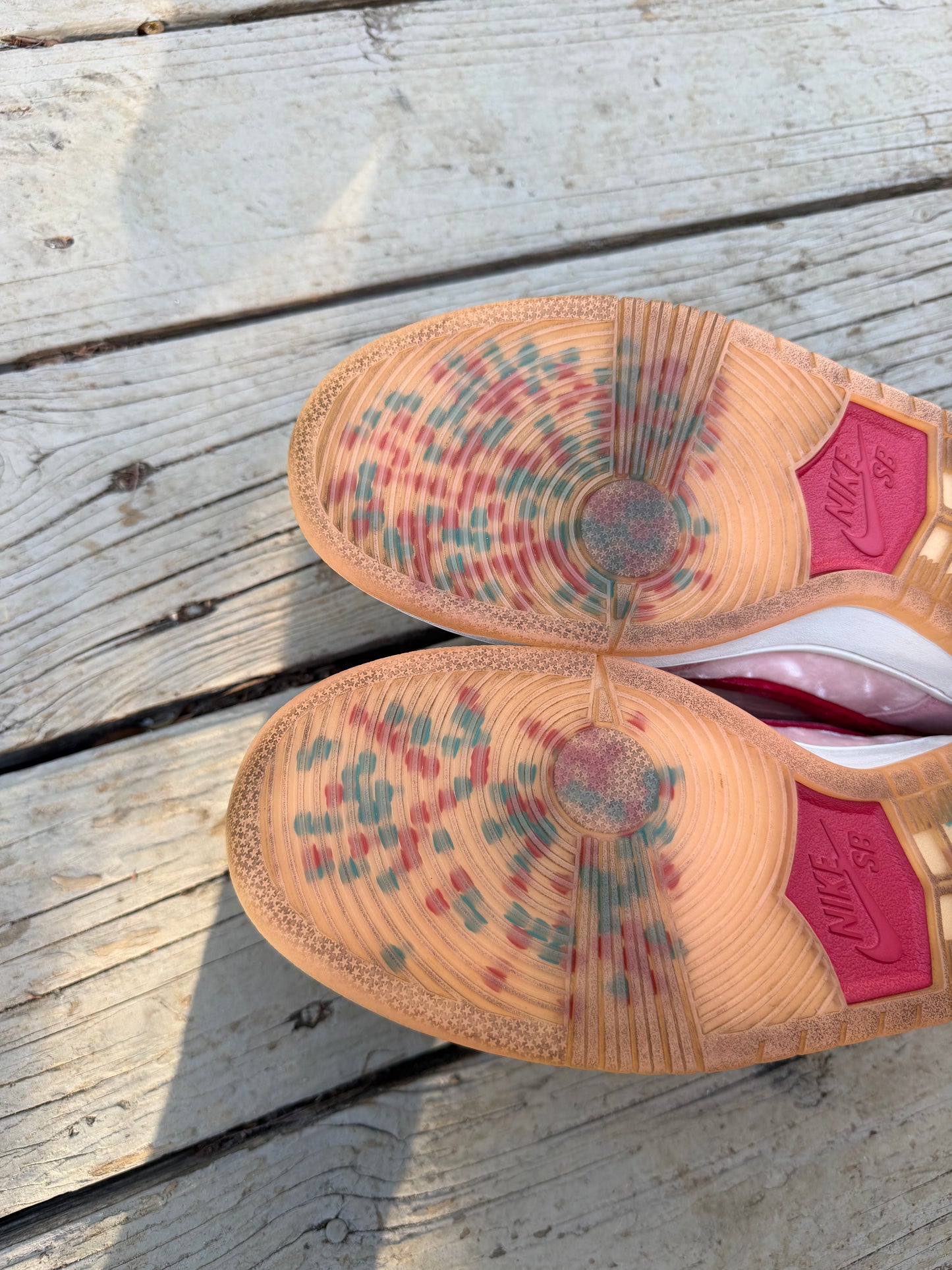 Size 10 - StrangeLove x Dunk Low SB Valentine's Day