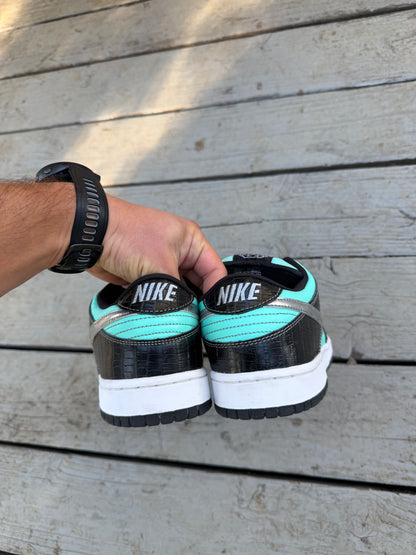 Size 9 - Nike SB Dunk Low Pro x Diamond Supply Co. Tiffany