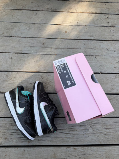 Size 10 - Diamond Supply Co. x Nike SB Dunk Low Pro Black Diamond