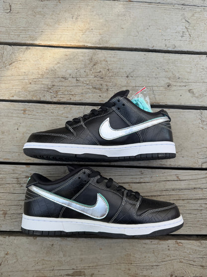 Size 10 - Diamond Supply Co. x Nike SB Dunk Low Pro Black Diamond