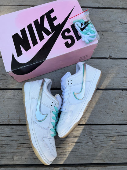 Size 10 - Diamond Supply Co. x Nike SB Dunk Low Pro White Diamond