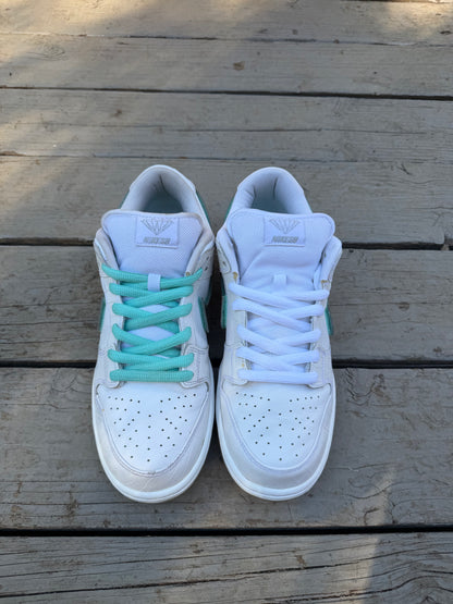 Size 10 - Diamond Supply Co. x Nike SB Dunk Low Pro White Diamond
