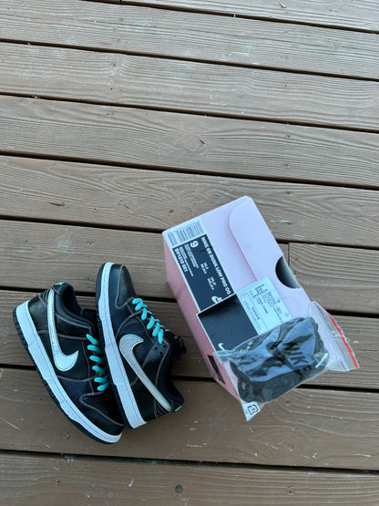 Size 9 - Diamond Supply Co. x Nike SB Dunk Low Pro Black Diamond