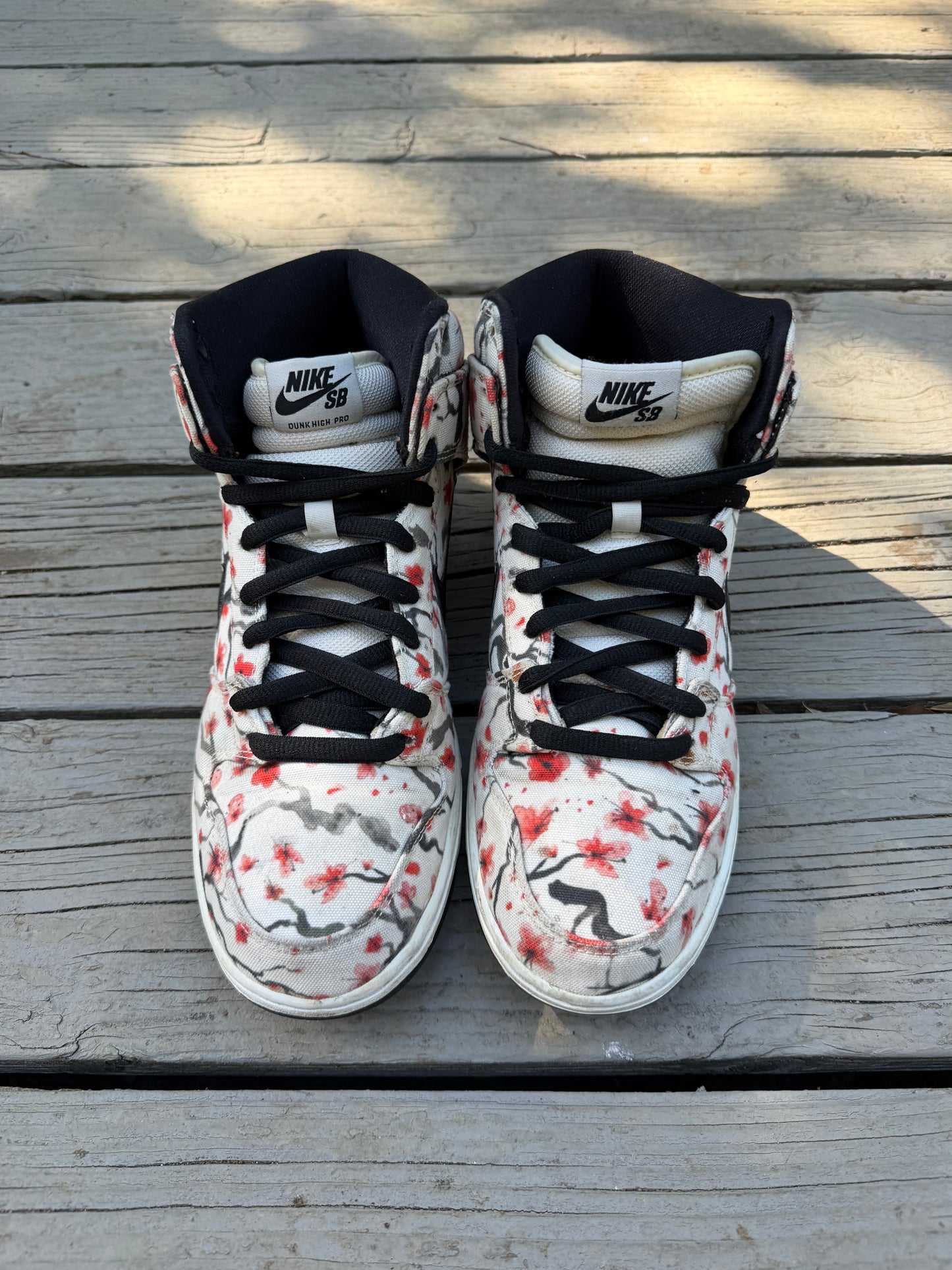 Size 9.5 - Nike Dunk High Pro SB Cherry Blossom