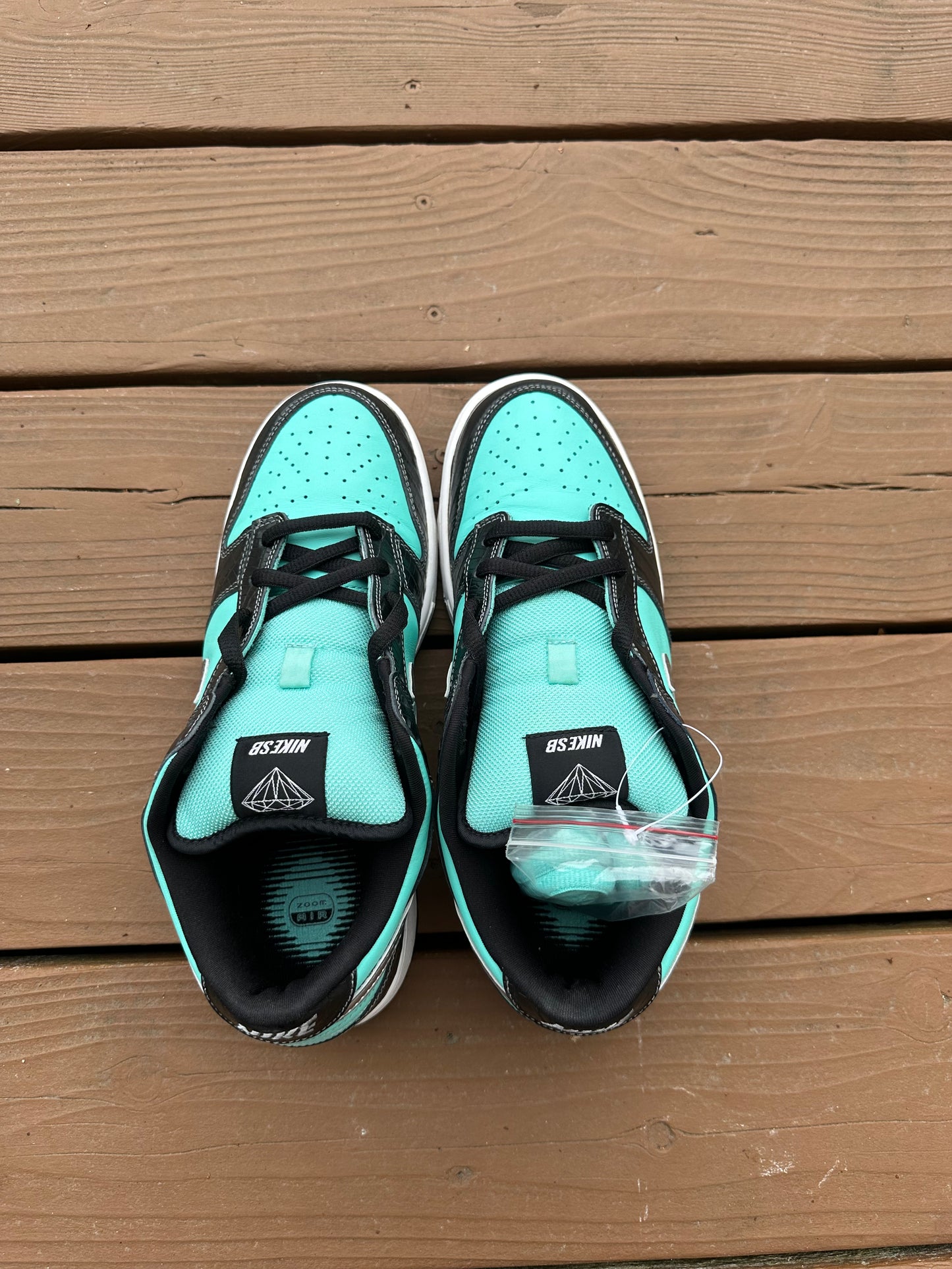Size 10.5 - Nike SB Dunk Low Pro x Diamond Supply Co. Tiffany