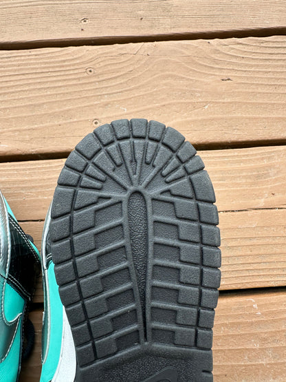 Size 10.5 - Nike SB Dunk Low Pro x Diamond Supply Co. Tiffany
