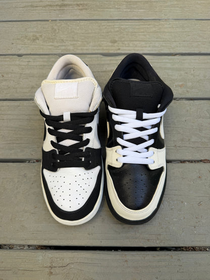 Size 9.5 - Nike Dunk Low Premium SB Yin Yang