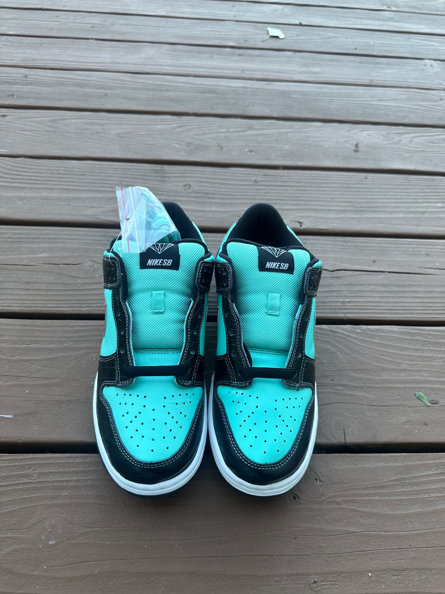 Size 9 - Nike SB Dunk Low Pro x Diamond Supply Co. Tiffany