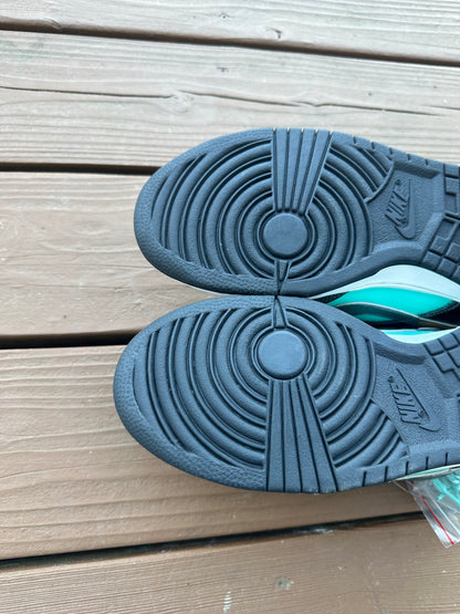 Size 9 - Nike SB Dunk Low Pro x Diamond Supply Co. Tiffany