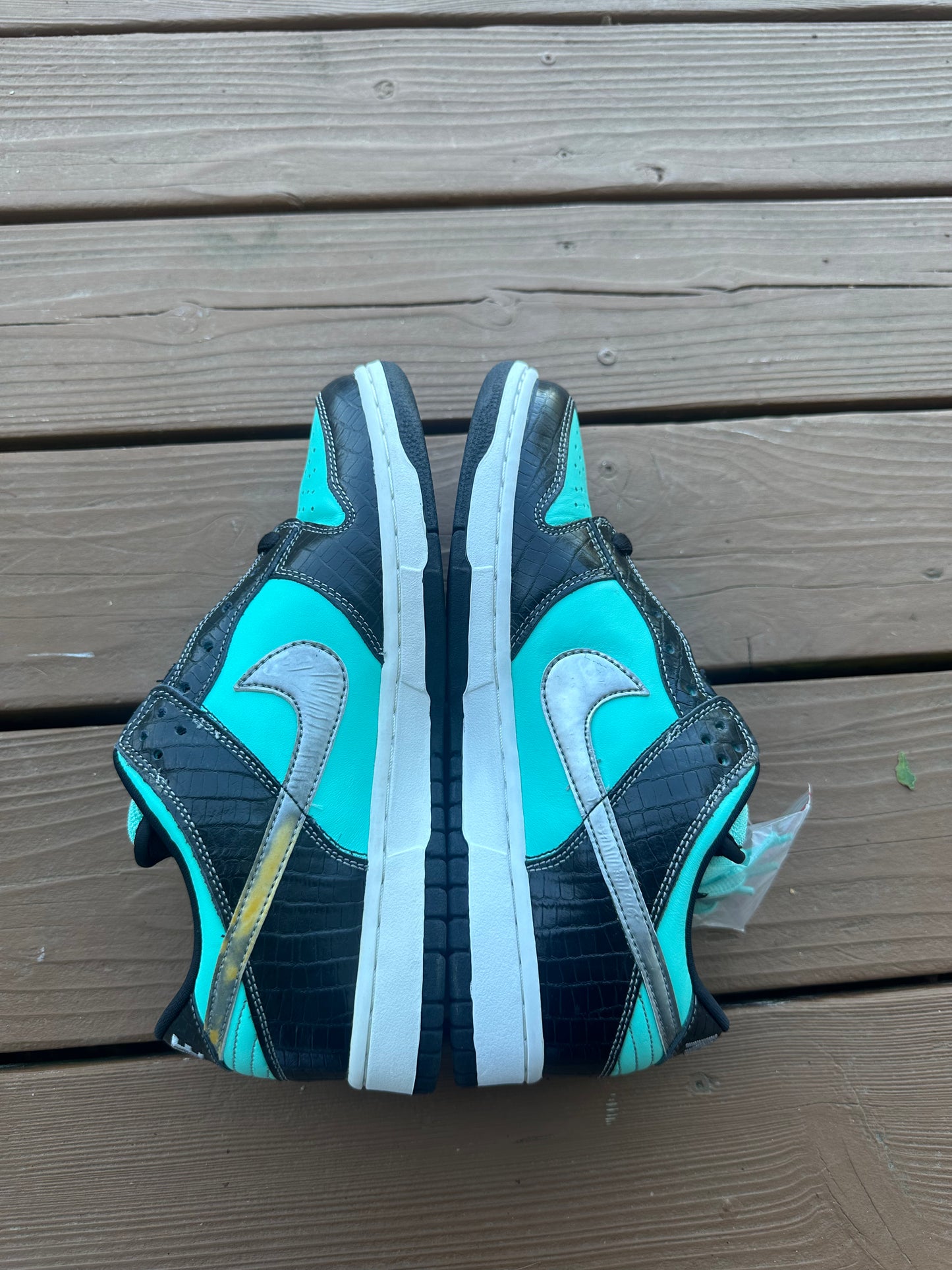 Size 9 - Nike SB Dunk Low Pro x Diamond Supply Co. Tiffany