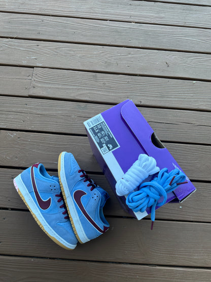 Size 10 - Nike Dunk Low Pro SB Phillies
