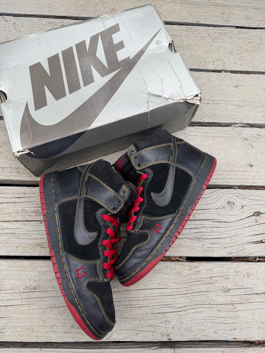 Size 9.5 - Nike Dunk High Pro SB Unlucky