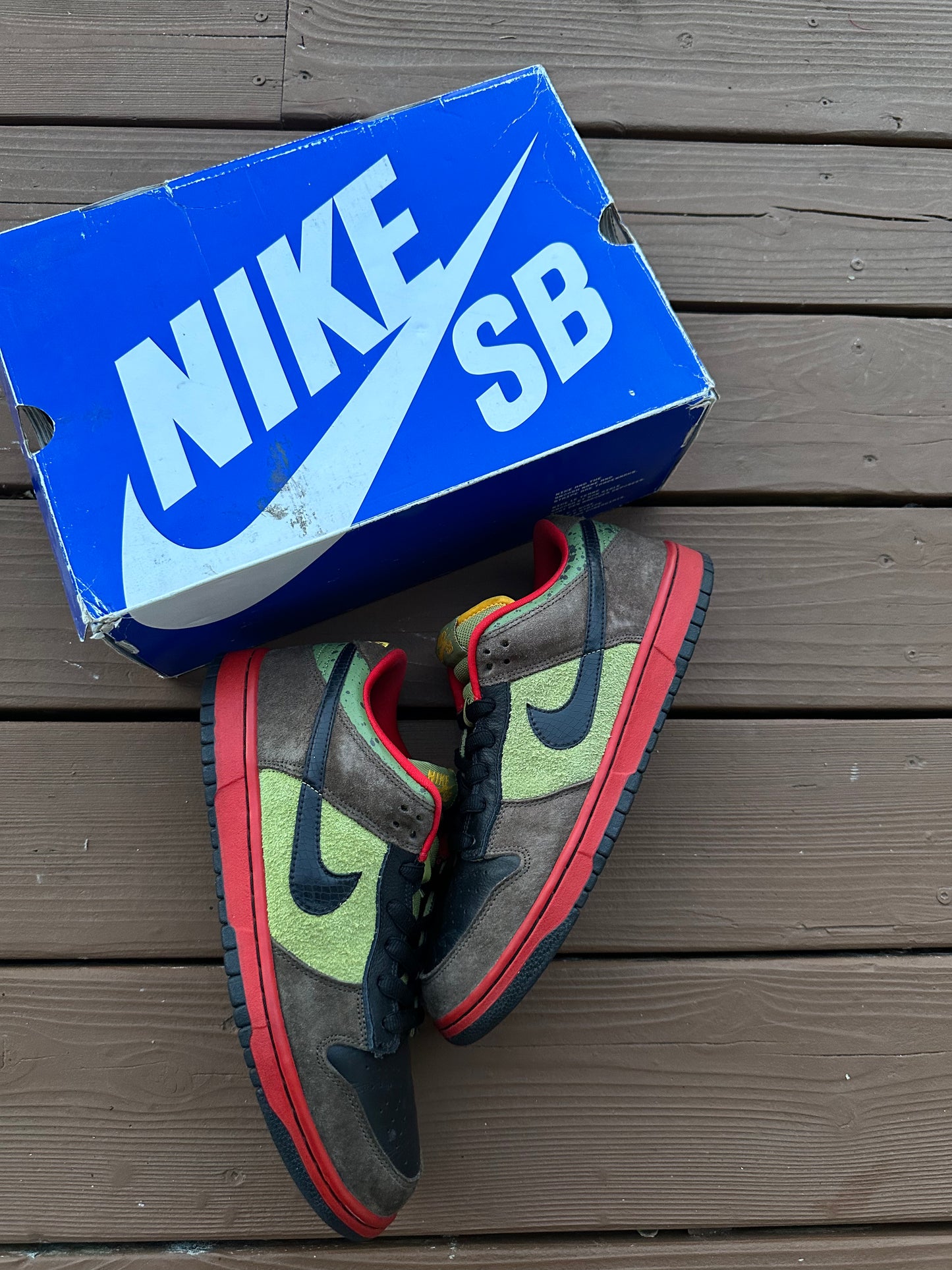 Size 10.5 - Nike Dunk Low Premium SB Asparagus