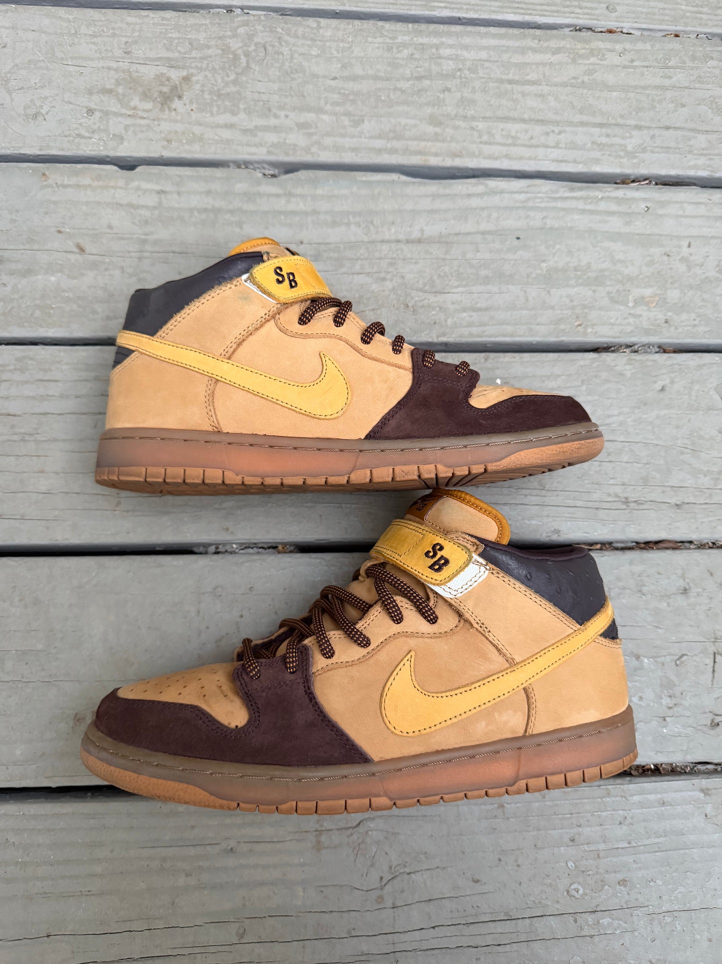 Size 10.5 - Nike Dunk Mid Pro SB Wheat