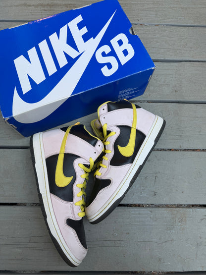 Size 10.5 - Nike Dunk High Premium SB Miss Piggy
