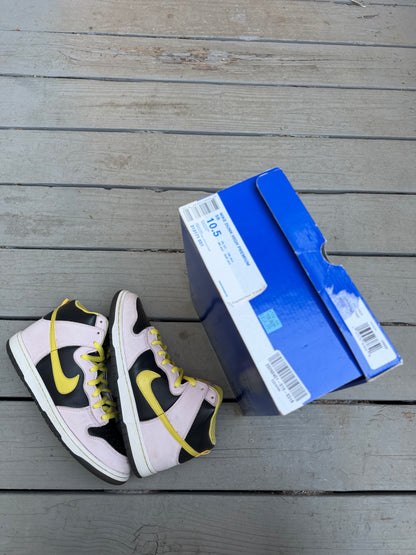Size 10.5 - Nike Dunk High Premium SB Miss Piggy