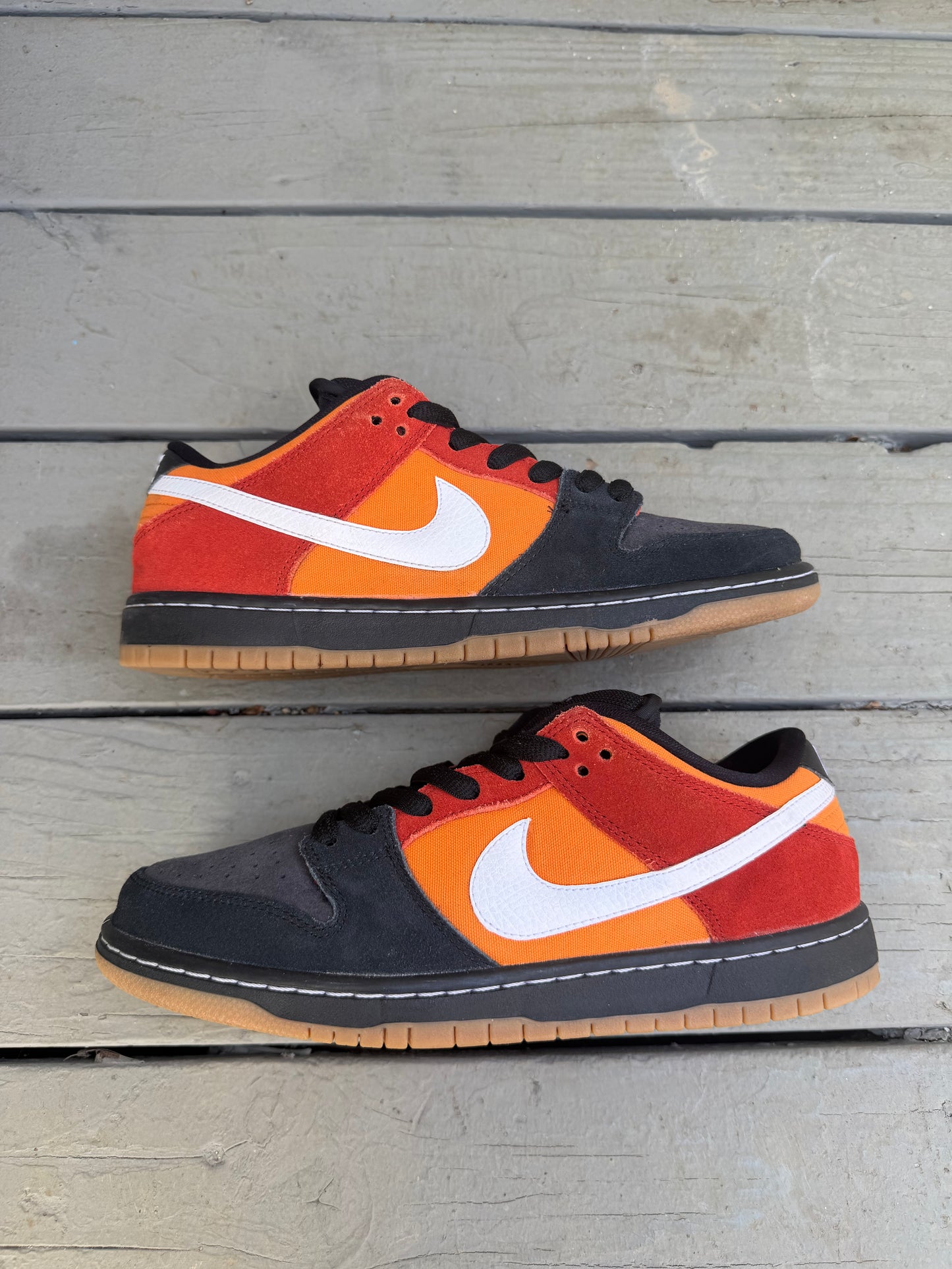 Size 9 - Nike Dunk Low Pro SB Reverse Raygun SAMPLE