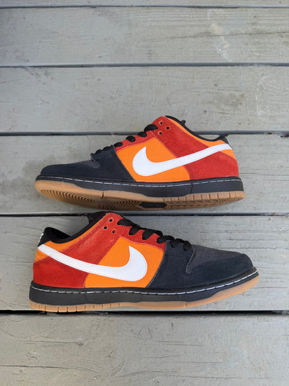 Size 9 - Nike Dunk Low Pro SB Reverse Raygun SAMPLE