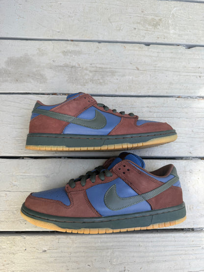 Size 8.5 - Nike Dunk Low Pro SB Barf