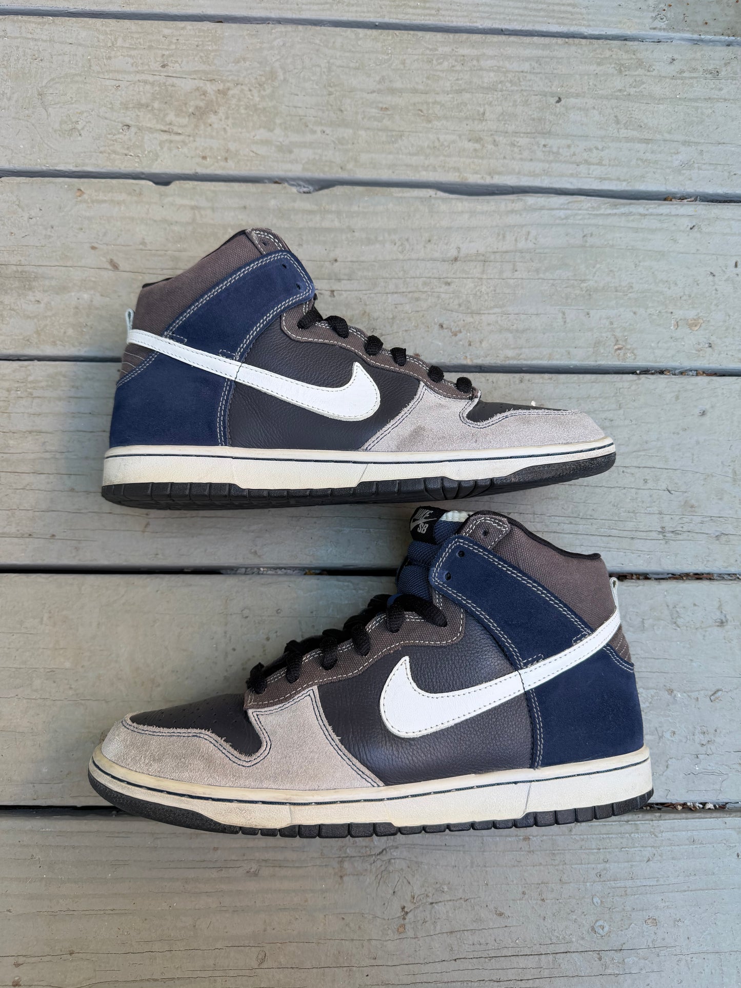 Size 10.5 - Nike Dunk High Pro SB Un-Futura