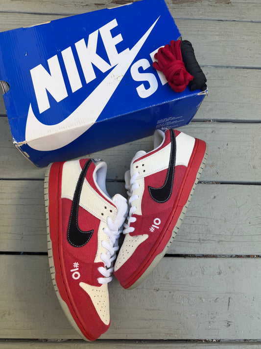 Size 10.5 - Nike Dunk Low Premium SB Roller Derby