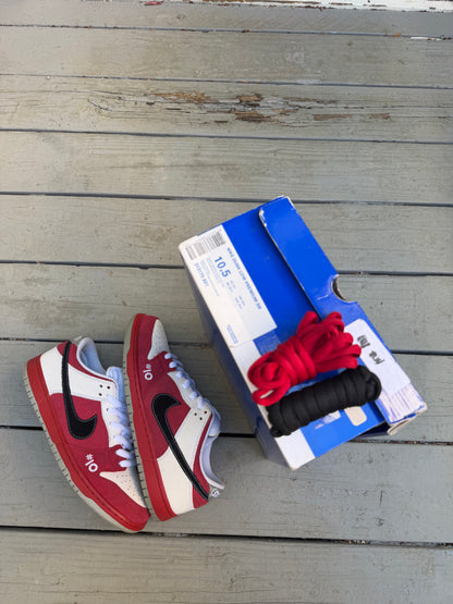 Size 10.5 - Nike Dunk Low Premium SB Roller Derby