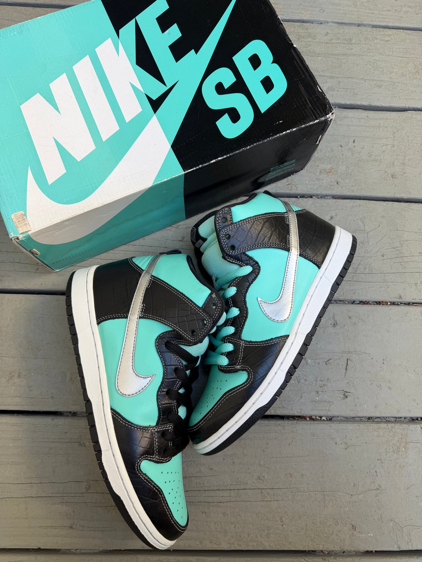 Size 10.5 - Nike SB Dunk High Pro x Diamond Supply Co. Tiffany