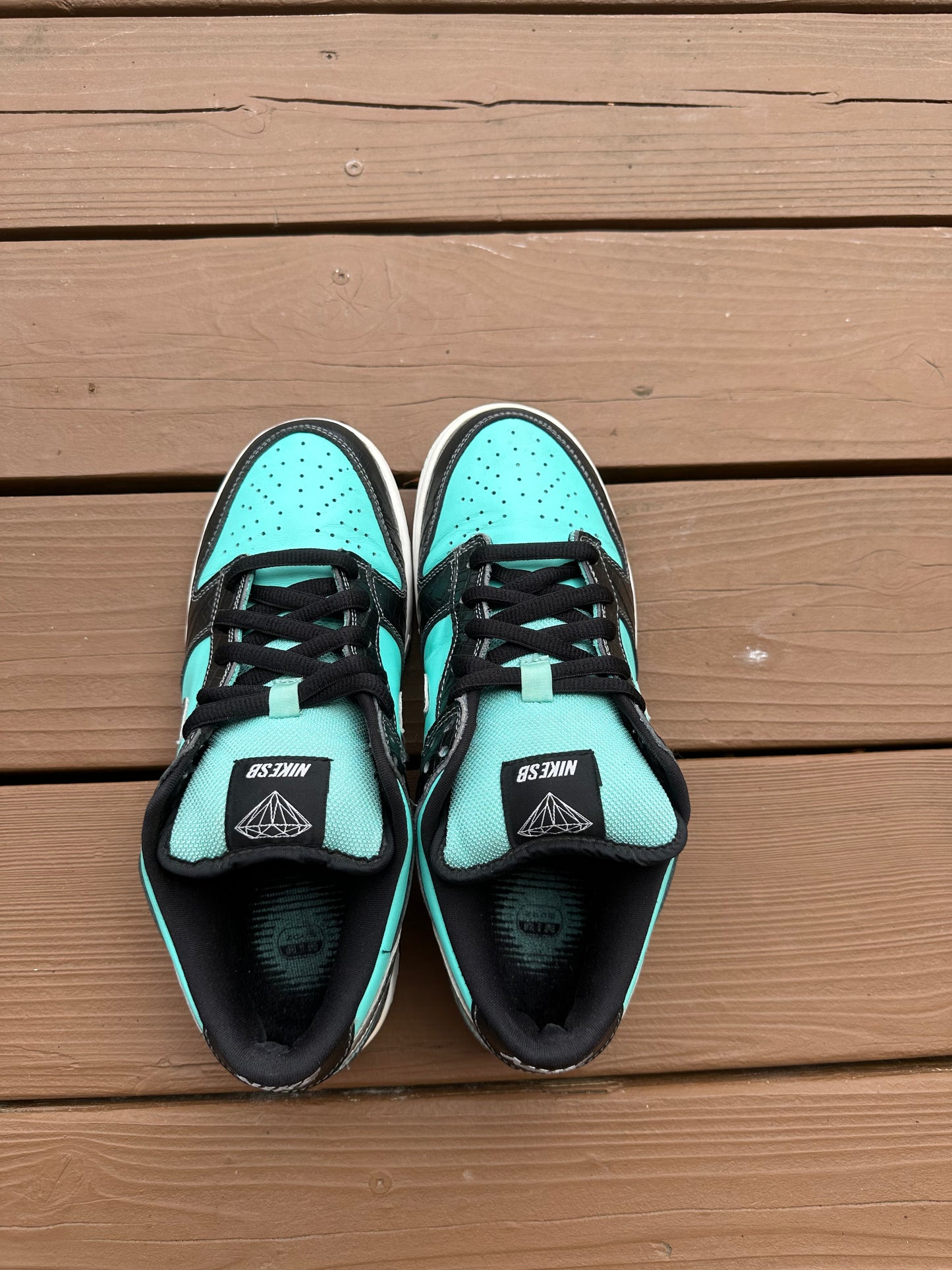 Size 9 - Nike SB Dunk Low Pro x Diamond Supply Co. Tiffany