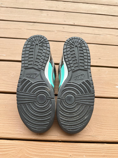 Size 9 - Nike SB Dunk Low Pro x Diamond Supply Co. Tiffany