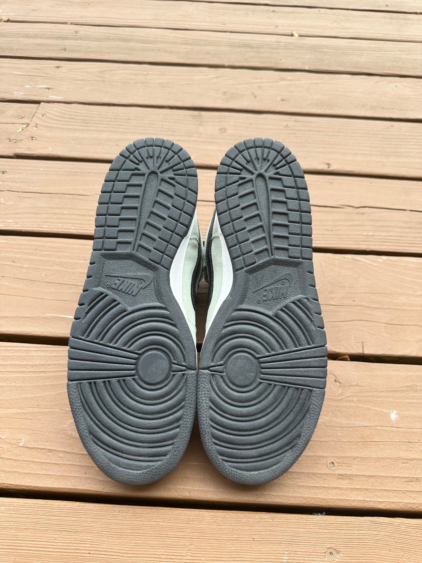 Size 9.5 - Nike Dunk Mid Pro SB Sea Crystal