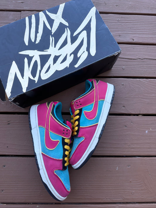 Size 9.5 - Nike Dunk Low Pro SB Ms. Pacman