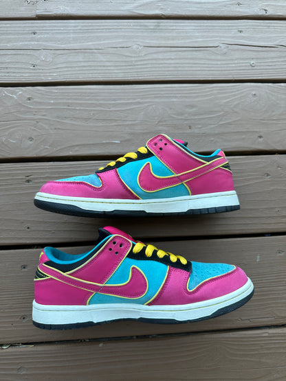 Size 9.5 - Nike Dunk Low Pro SB Ms. Pacman