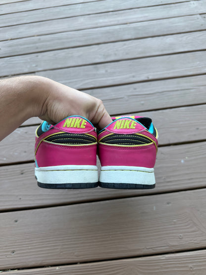 Size 9.5 - Nike Dunk Low Pro SB Ms. Pacman