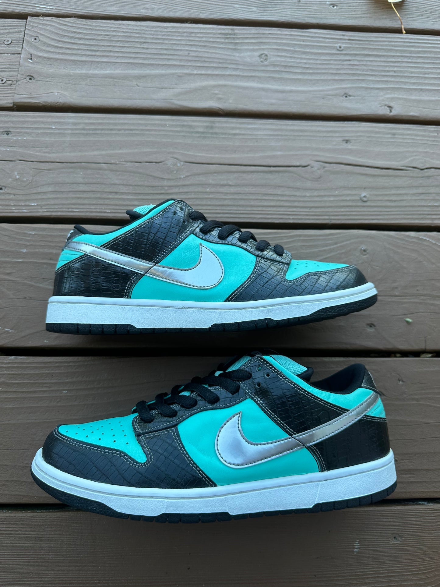 Size 11 - Nike SB Dunk Low Pro x Diamond Supply Co. Tiffany