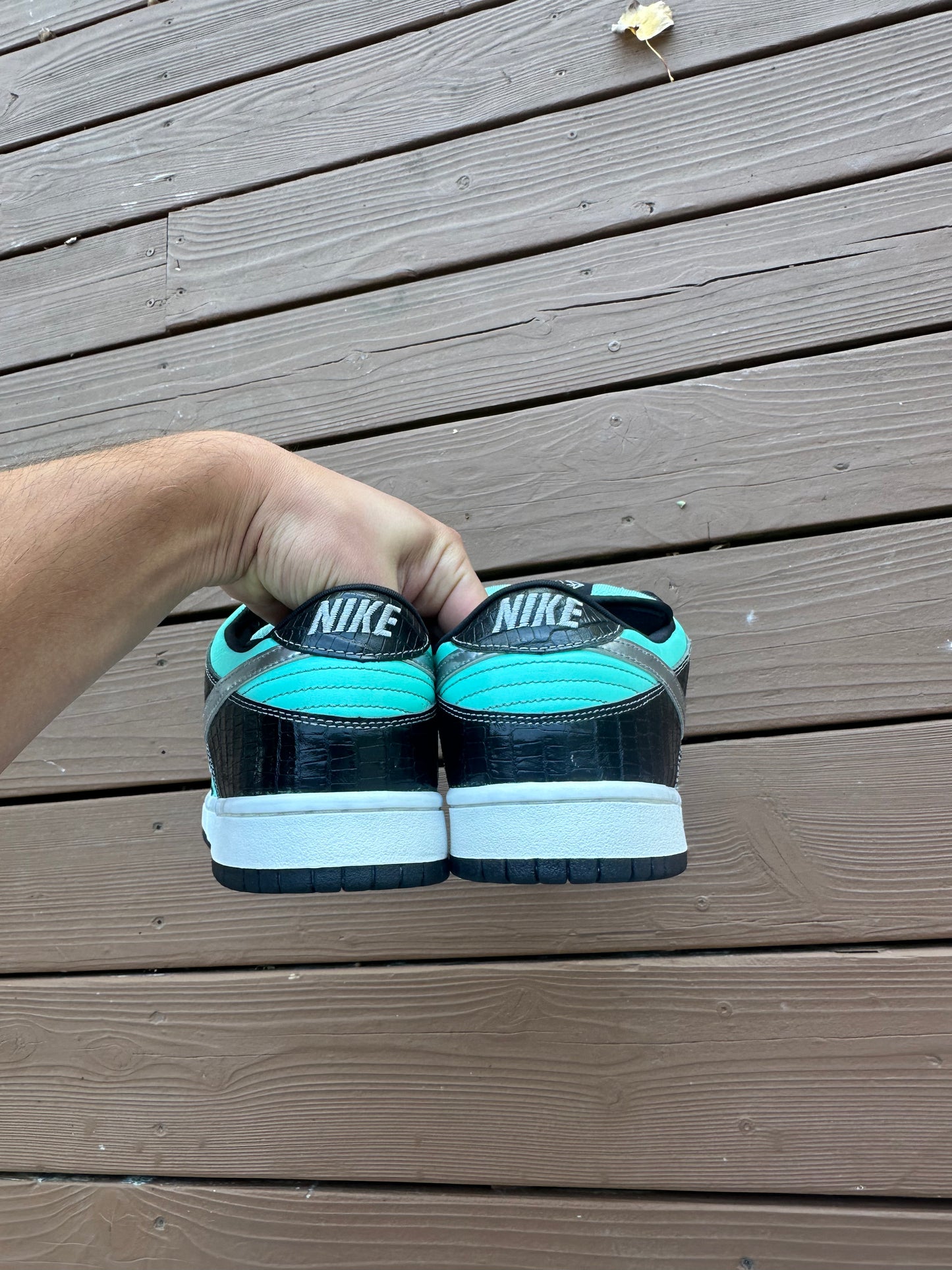 Size 11 - Nike SB Dunk Low Pro x Diamond Supply Co. Tiffany