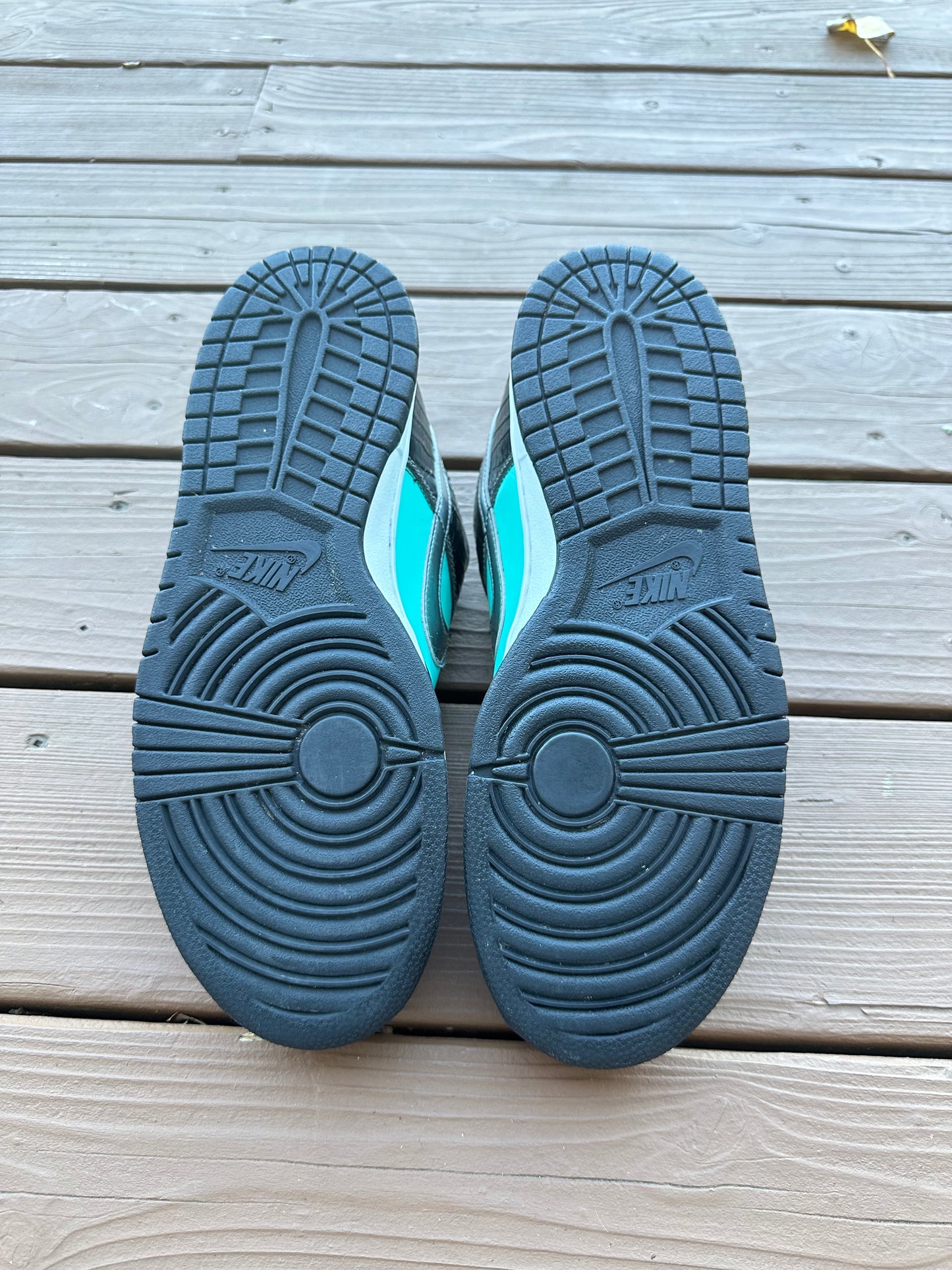 Size 11 - Nike SB Dunk Low Pro x Diamond Supply Co. Tiffany