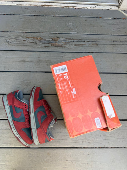 Size 10.5 - Nike Dunk Low Pro SB Shark