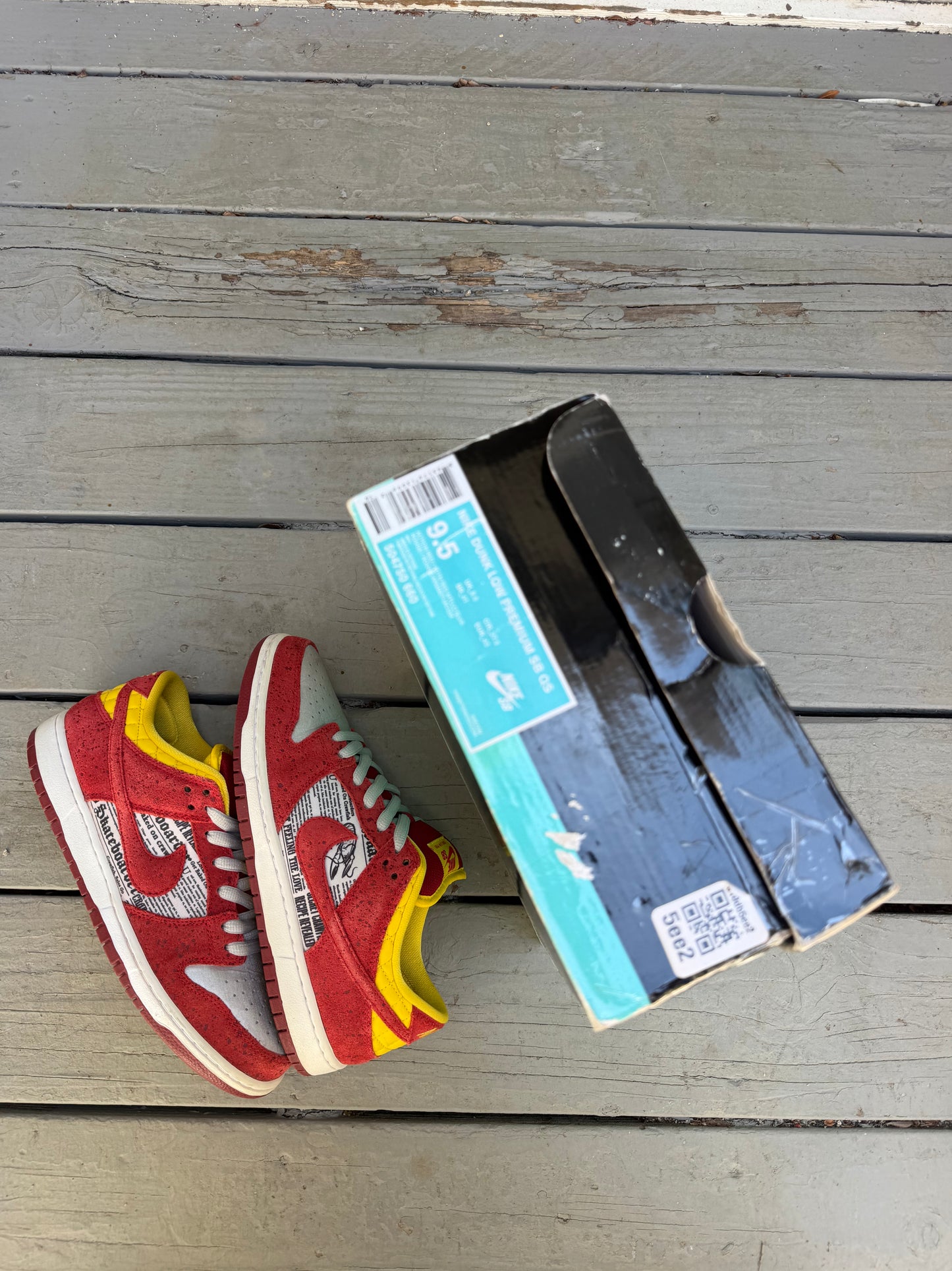 Size 9.5 - Nike Dunk Low Premium SB Crawfish
