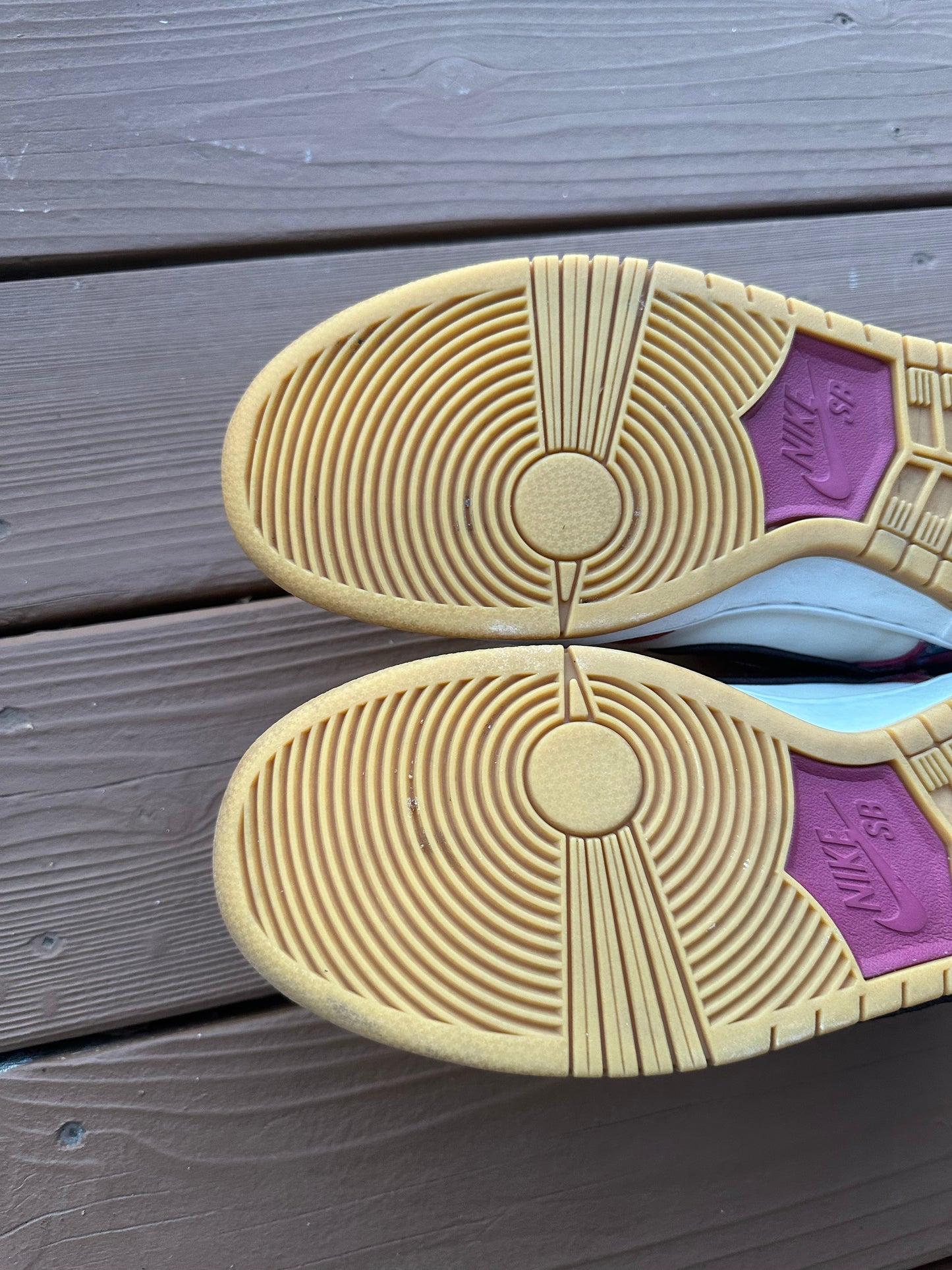 Size 10.5 - Parra x Nike SB Dunk Low Pro "Abstract Art"