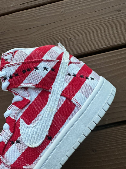 Size 8 - Nike Dunk High Pro SB Picnic