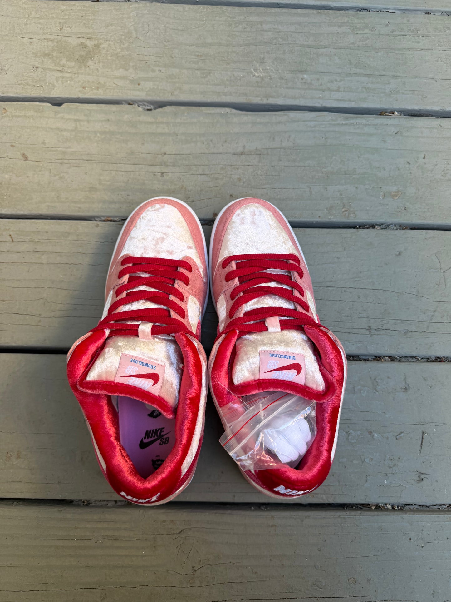 Size 9 - StrangeLove x Dunk Low SB Valentine's Day