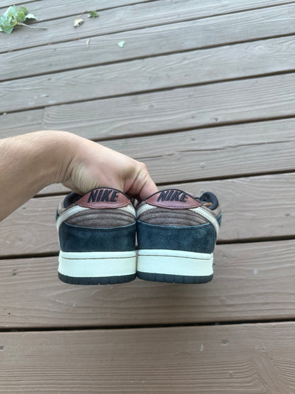 Size 9 - Nike Dunk Low Premium SB Joe Strummer
