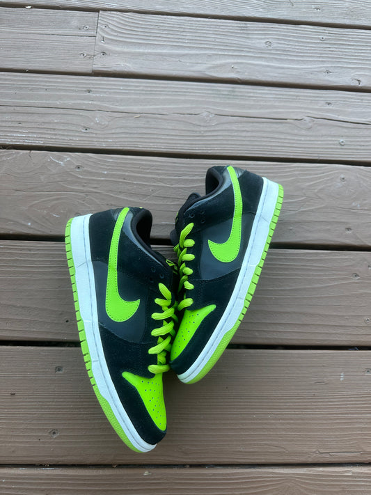 Size 9 - Nike Dunk Low Pro SB J-Pack Neon