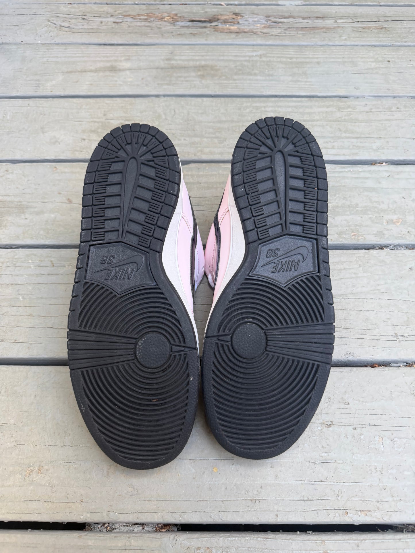 Size 11 - Nike Dunk Low Elite SB Pink Box