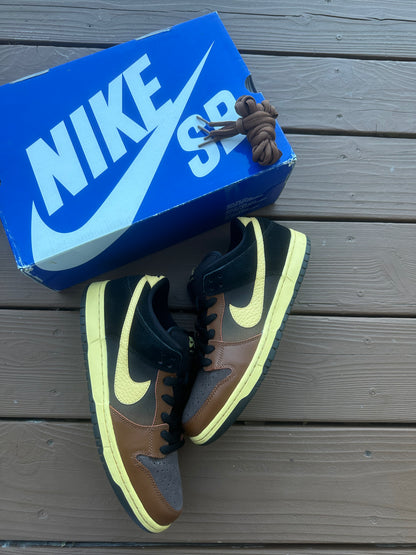 Size 9.5 - Nike Dunk Low Premium SB Black and Tan